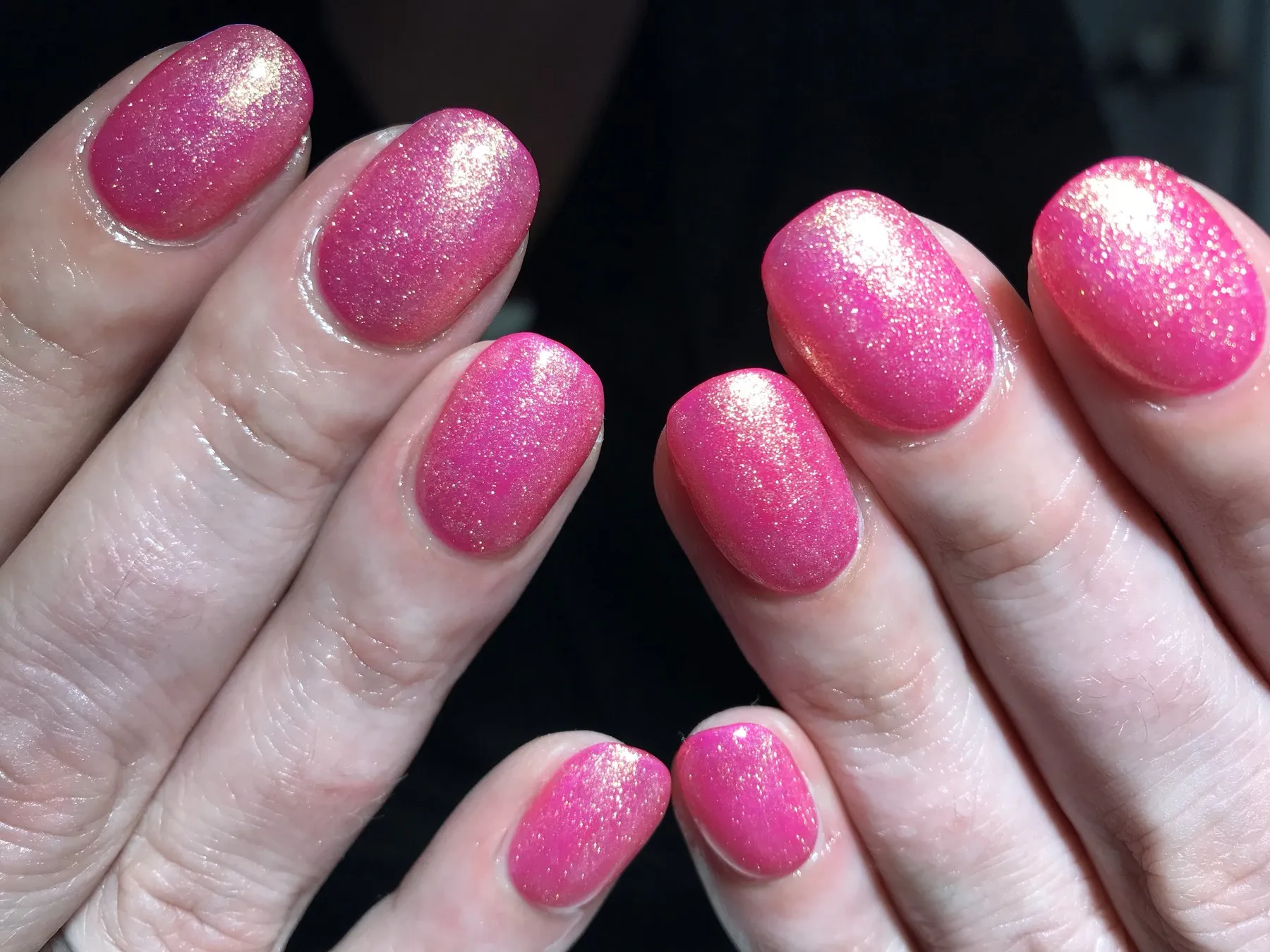 Roze glittergellak